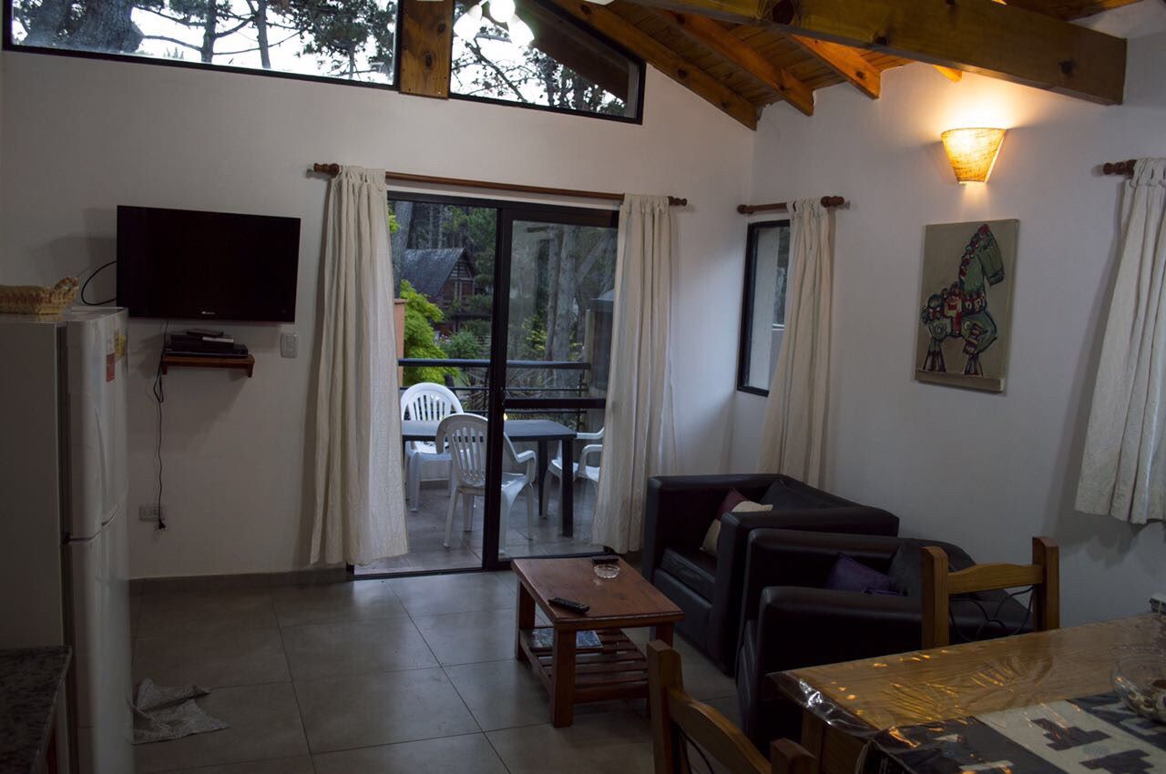 a9f33db1 1083 4353 ac28 01843c55b364