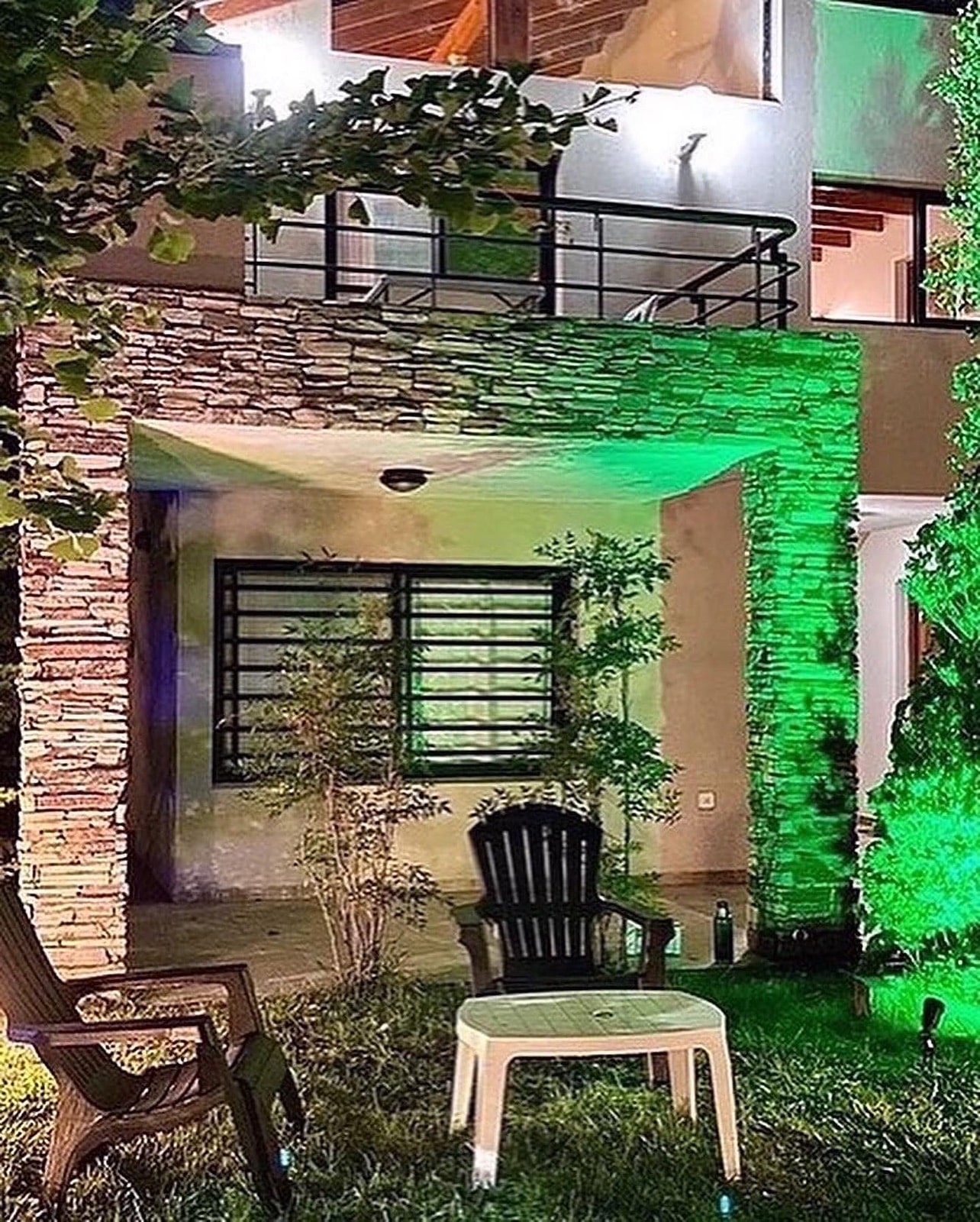 cf4a7a26 5b31 4003 b4ed 179bff45d889