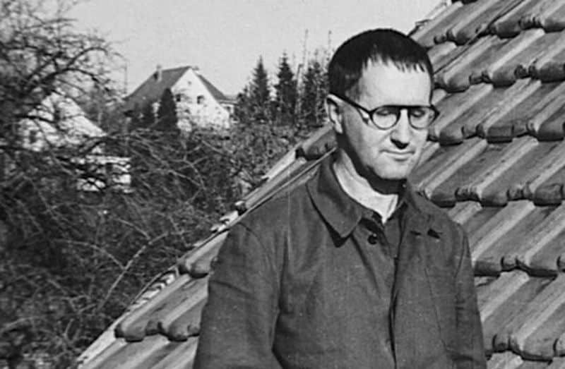 Brecht 01b